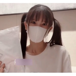 油光白丝吊带粉情人，1V+650M体验天花板乐趣百度盘