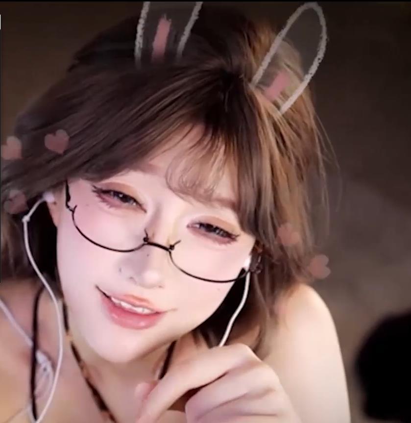 张爱玲Aily：粉丝祭，作者自拍，套路直播，S劲精品，下载观看