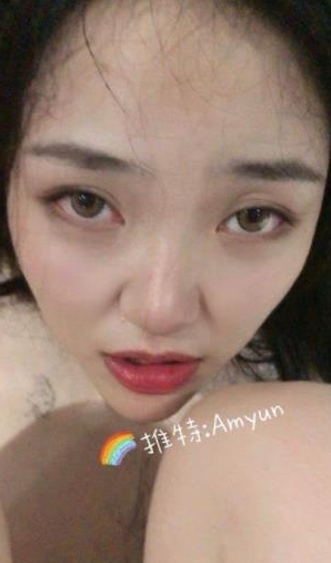 超人气国人情侣档AmYun最新噼里啦合集[1V-1.38G]-高颜值稀缺资源闪耀登场