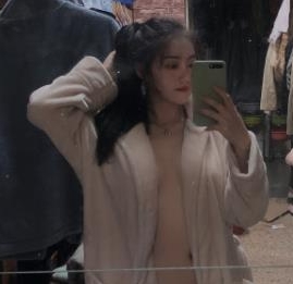 圈-吴x晶合集”视频集合是一部充满活力和青春气息的作品，让观众感受到了青春的美好和阳光的温暖。观看这些视频，不仅可以欣赏到吴晶的高颜值，还可以感受到她的真诚和可爱，让人不禁为之心动。