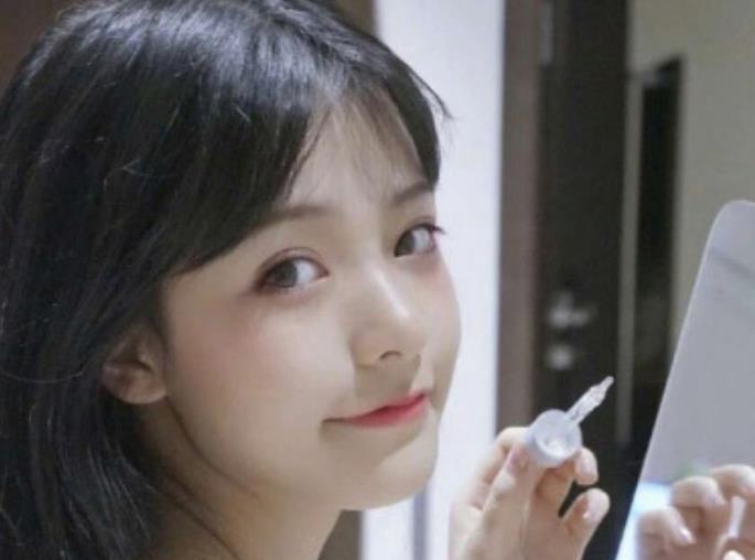 快手人气女选手吃货旺财资源合集1.7G，纯洁奔放反差婊绅士必看