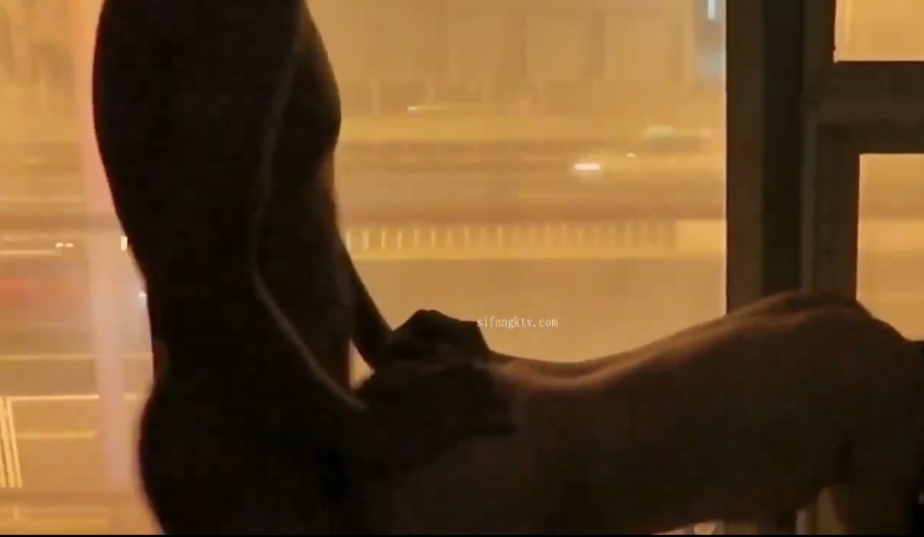 嗲声嗲气展示狂嘉欣15V+800P+1.47GB百度盘