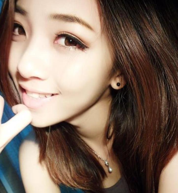 雯妹性感护士cos视频合集1.7G