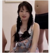 清纯琳琳：扣扣传媒男优榨弄nuyou