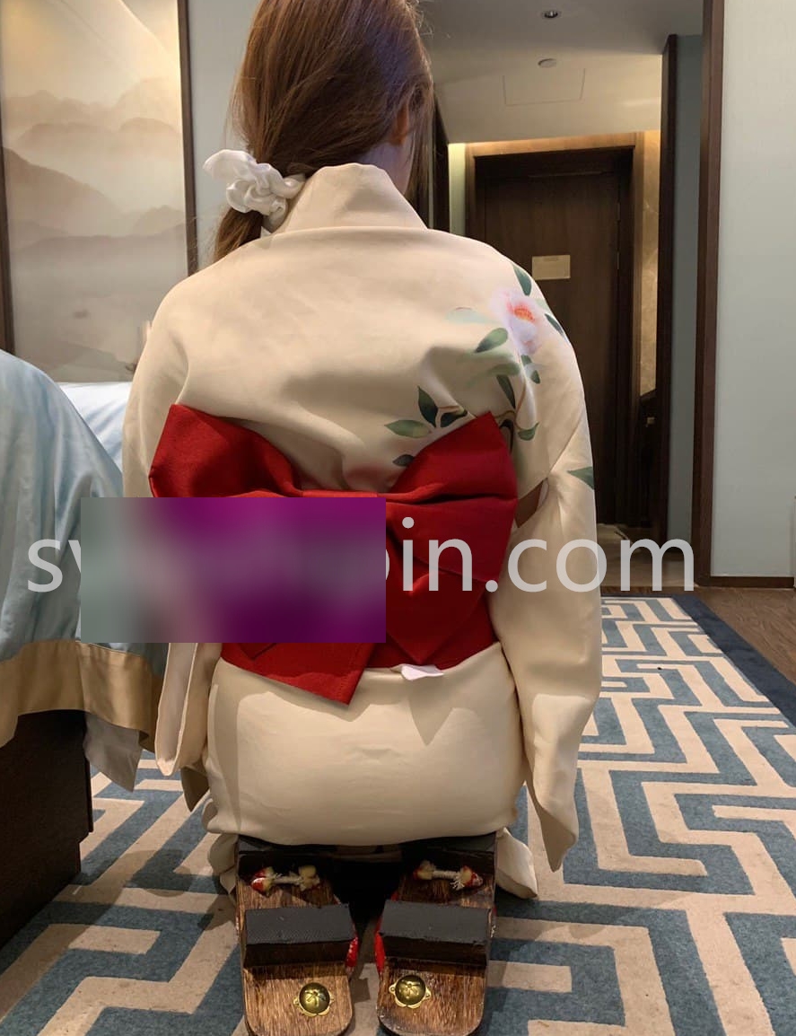 自行打包AI画质增强4k-黑白dom-老zz-失眠-村花首发!-团建指教字母封神作品精修30G百度云-Julien的村花新人女贴12G版本