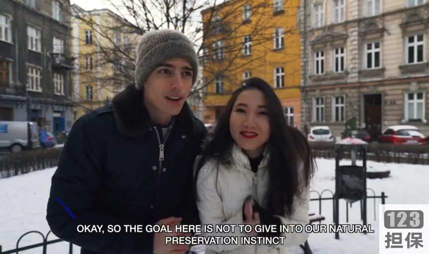 法国留学生林雅儿的室内互动游艇之旅：山顶的浪漫传统、资源丰富、手机解压优化