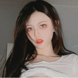 粉嫩身材：LUCKYYCXYHLXY精选妹子烧包，推高颜值！