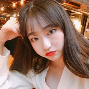 韩国正点小美眉50P铅笔牙刷+毛刷+小sao xue1.05G百度盘100V