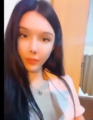 张靓颖火辣样貌：TS看点合集1776v–44G，探索性别魅力