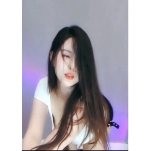 苏樱：斗鱼虎牙人气小仙女，一位90后的网红大学生