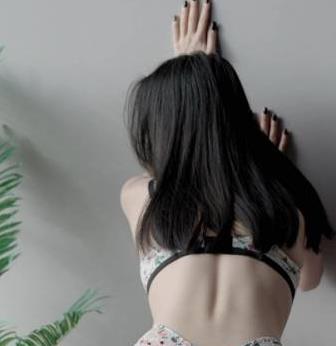 Hongkongdoll玩偶姐姐带你走向财富自由，756M播放量2V点赞量，美丽让你拥有自由！