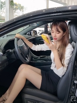 网红主角{{网红名字}}:抖音快手视频资源,漏B漏奶百度盘