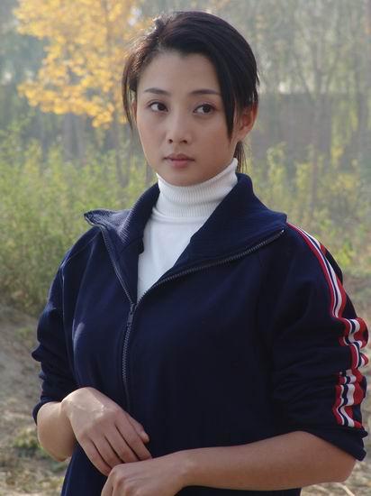 《蝉翼传奇》：智慧穿越江湖的爱情故事