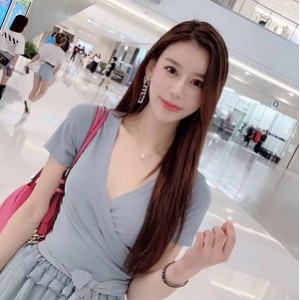 《美艳经典：最新25部177集1.72g自拍私拍系列合集》