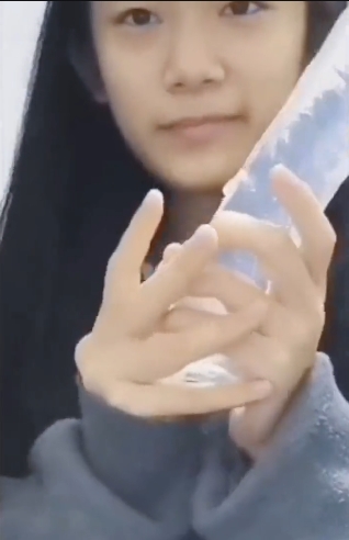 12月新推出！双马尾弹力摇/弹力插2补视频，70V+288M，不要在线解压