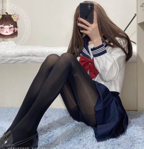 仙仙桃：妹子风格的美少女，1.8G视频精彩纷呈