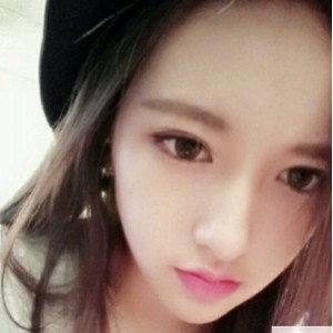 你的某推上那个和你分手的女孩,其实叫潇潇。