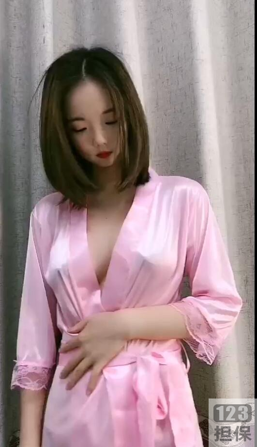 快手网红童啵啵在快手上定制了个舞蹈部,结果......