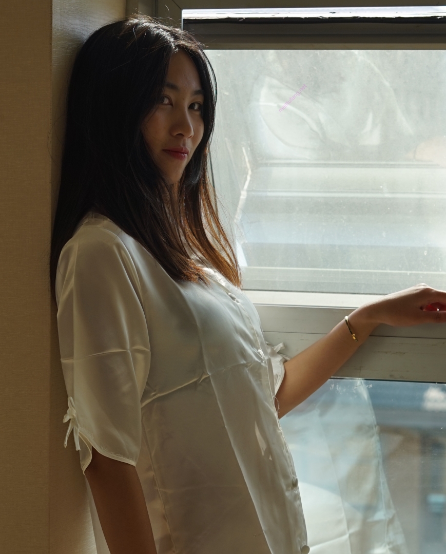 湖南师范韩珊私拍展示1V5.22g：高清图片作品，精彩展示