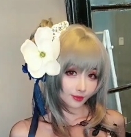 网红美女喵酱最新作品《凉凉子》：光剑变装引爆视听盛宴