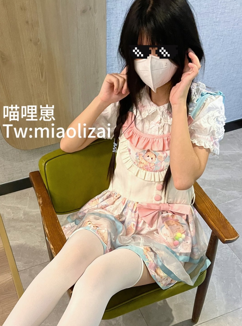 网络红人视频合集：福利姬、波比、猫柠、喵哩崽精彩瞬间，时长1.21G，收藏127次，尽享欢声笑语！