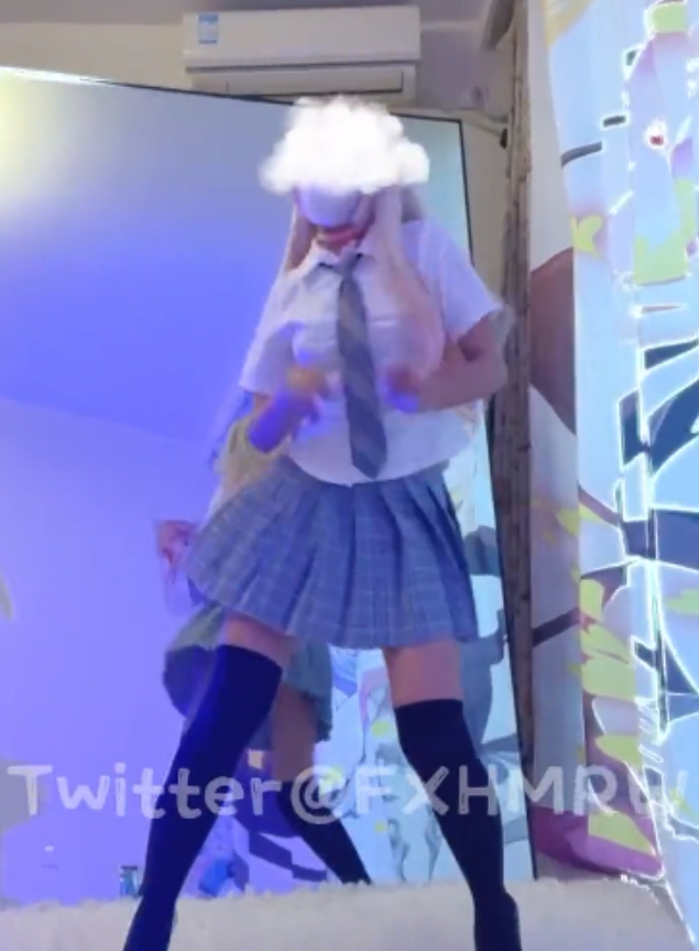 小仙云热舞合集32G+百度盘，舞台魅力无法忽视