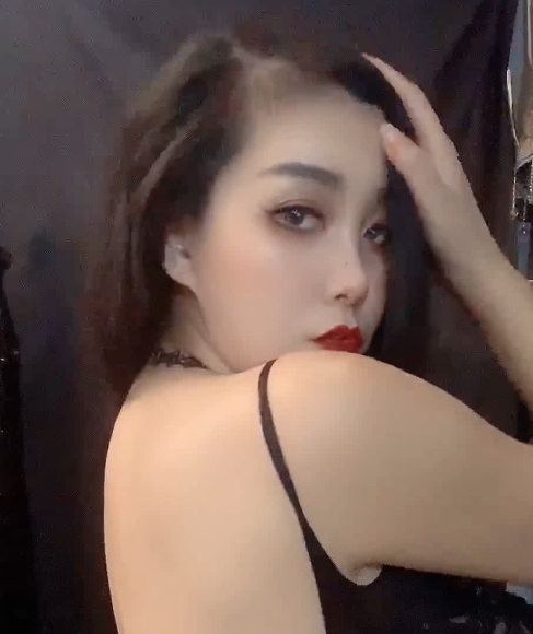 65V7.87g：快手瞬间爆炸，视频收藏百度