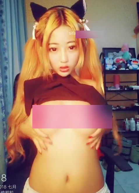 精神辣妹岩岩妹妹3四人游，43V306M视频百度盘下载