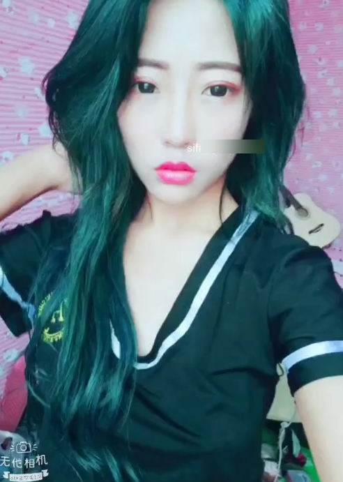 精神辣妹岩岩妹妹3四人游，43V306M视频百度盘下载