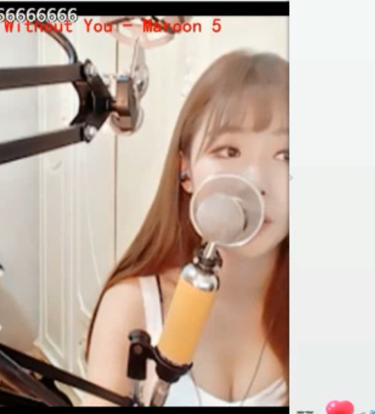 熊猫TV双视角直播合集：130V视频7.9G，主播伊诺等独特魅力，下载解压百度云