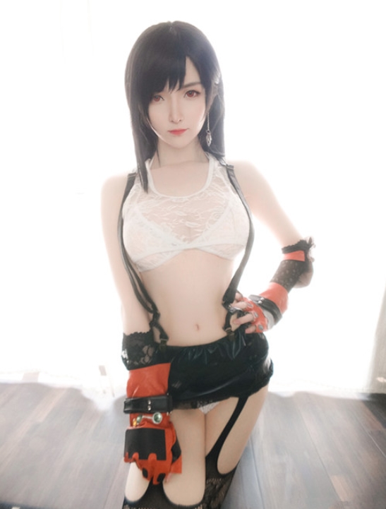 魔法秋秋高颜值合集：14.4G视频魅力无限，快点亲亲我吧！