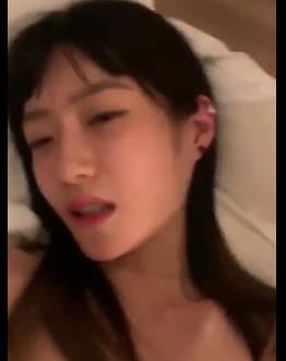 学生妹自拍8分钟资源，冲击波呼喊声露脸全收录