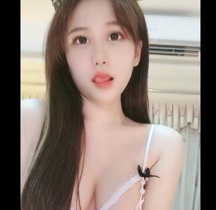 半糖御姐精选：超级主播雪雪2v3g