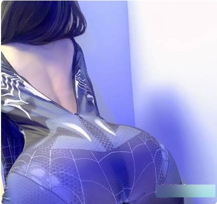 奇妙独家：精选长腿舞蹬的定制极限一字马