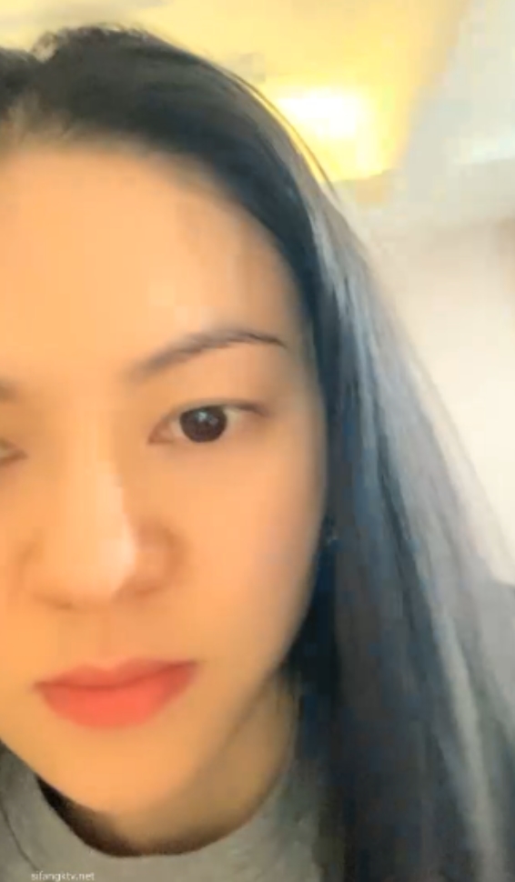 高铁约会妖娆宝贝：厕所放飞自我，奥迪车嘴艺下载解压