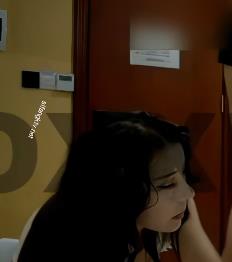 气质女神自拍视频20分钟1V-1.9G，深圳罗湖有钱人粉丝，劲B感觉温馨提示