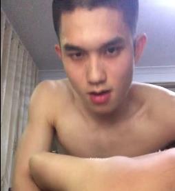 大神汤姆猫深度开发00后女友自拍时长41分钟2.9G超火资源露脸用嘴下载观看