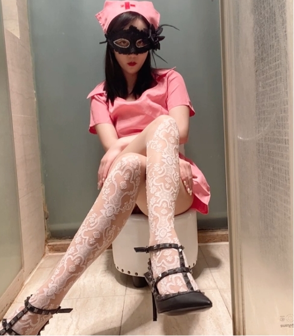 丝足少女miumiu自拍