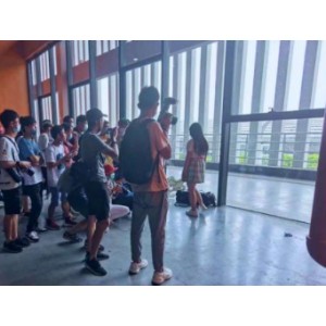 G奈妹子童颜巨R小尤奈精选合集：清纯JK木瓜纯天然皮肤颜值二次元COSER广州漫展微博2003年17岁1.3G