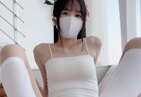 妹子天花板[粉色情人]堵嘴钢塞玫瑰1V503M度盘