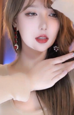 斗鱼直播舞蹈原版无水视频，35V清晰度，7.9G大小，百度云下载