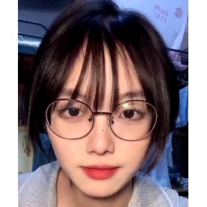 美女嘴艺大眼睛小姐姐迷人视频百度盘下载