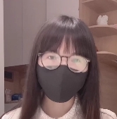 眼镜妹子1v1视频聊天，4G无限流量