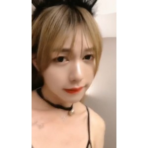 《完美身材网红伪娘粥粥19岁人妖视频合集》