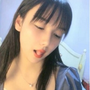 斗鱼梨涡：杨葱葱自摸互动合集，清纯女神高颜值给力直播