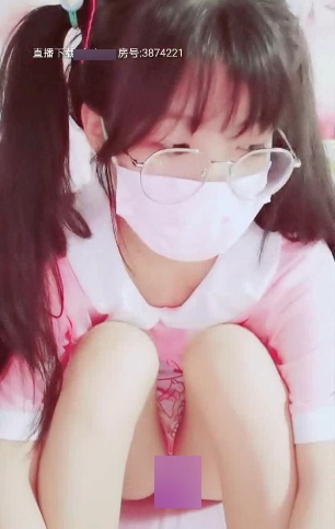 虎牙新晋超人气小清新萌妹桃小沫沫酱：反差婊绅士的满足，最新完整合集116V-18.2G，让你欲罢不能！