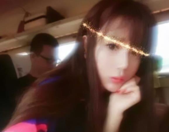 最新虎牙超级人气九妖大神系列之秦大神绝版经典【久妖系列】久妖（秦某）一夜战二姬噼里啪啦绝版合集【2v-1.1G】