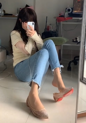 斗鱼无敌小姨妈,一个“人”和“狗”的传奇故事。