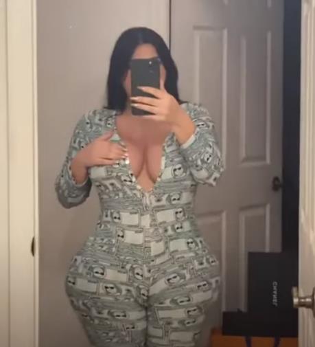 最新某推超人气全网最大翻版卡戴珊逆天身材爆R巨臀洋马（Crystal_Lust）最新散播完整合集[93V-37.5G_百度云]