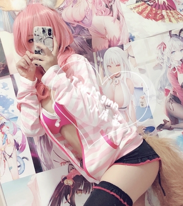 最新某推超人气年纪不大技术一流极品美女人气网红【极品罗莉】白姬（小鹿酱）最新散播完整合集[19V-9.3G]